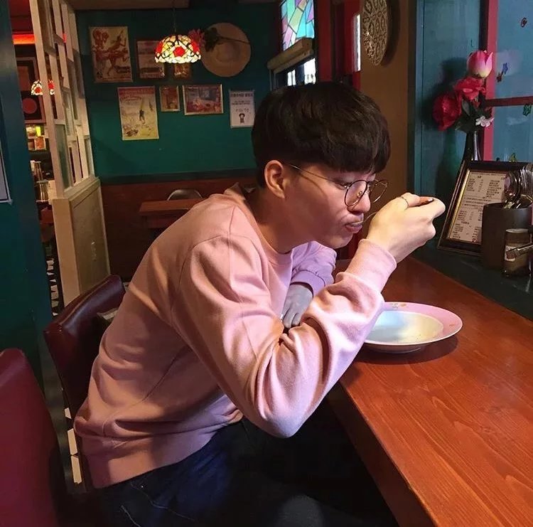 尹成剑璐