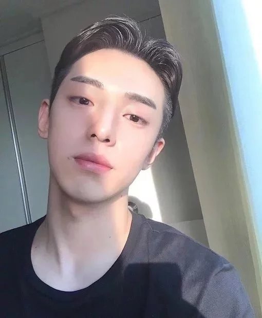 阙莉福磊