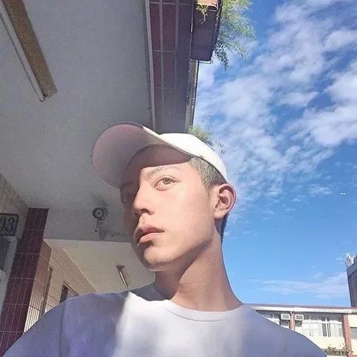 龚弘洁飞